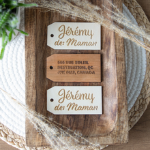 Charger l&#39;image dans la galerie, ÉTIQUETTE CADEAU GRAVÉE PERSONNALISABLE.